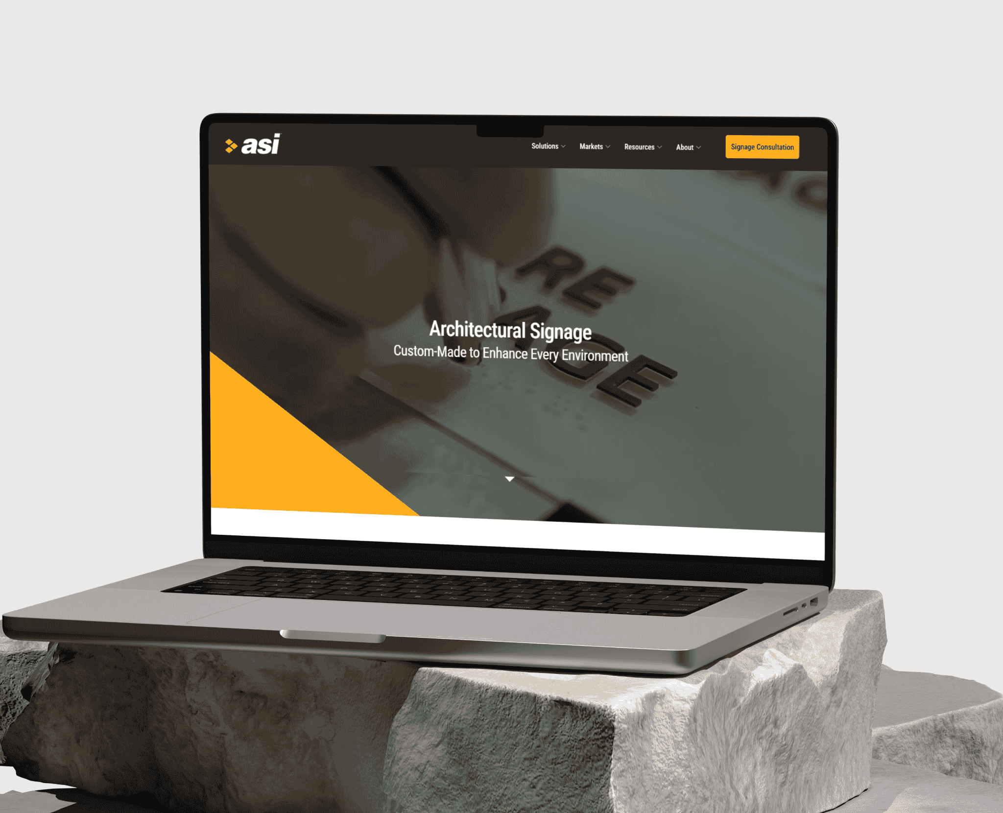 ASI Signage portfolio case study — Maxiom Technology software development